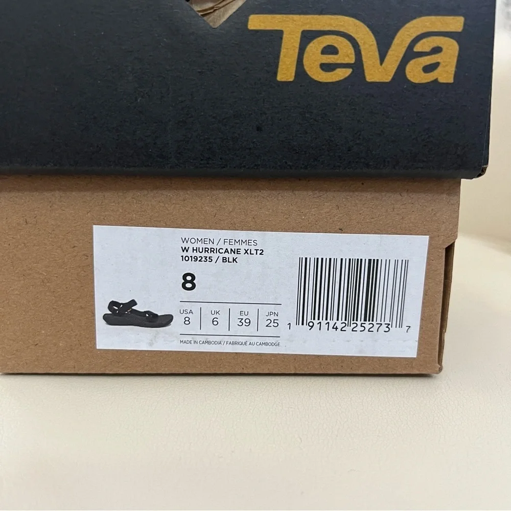 New in the box Teva Hurricane XLT2 women walking outdoors sandals size 8